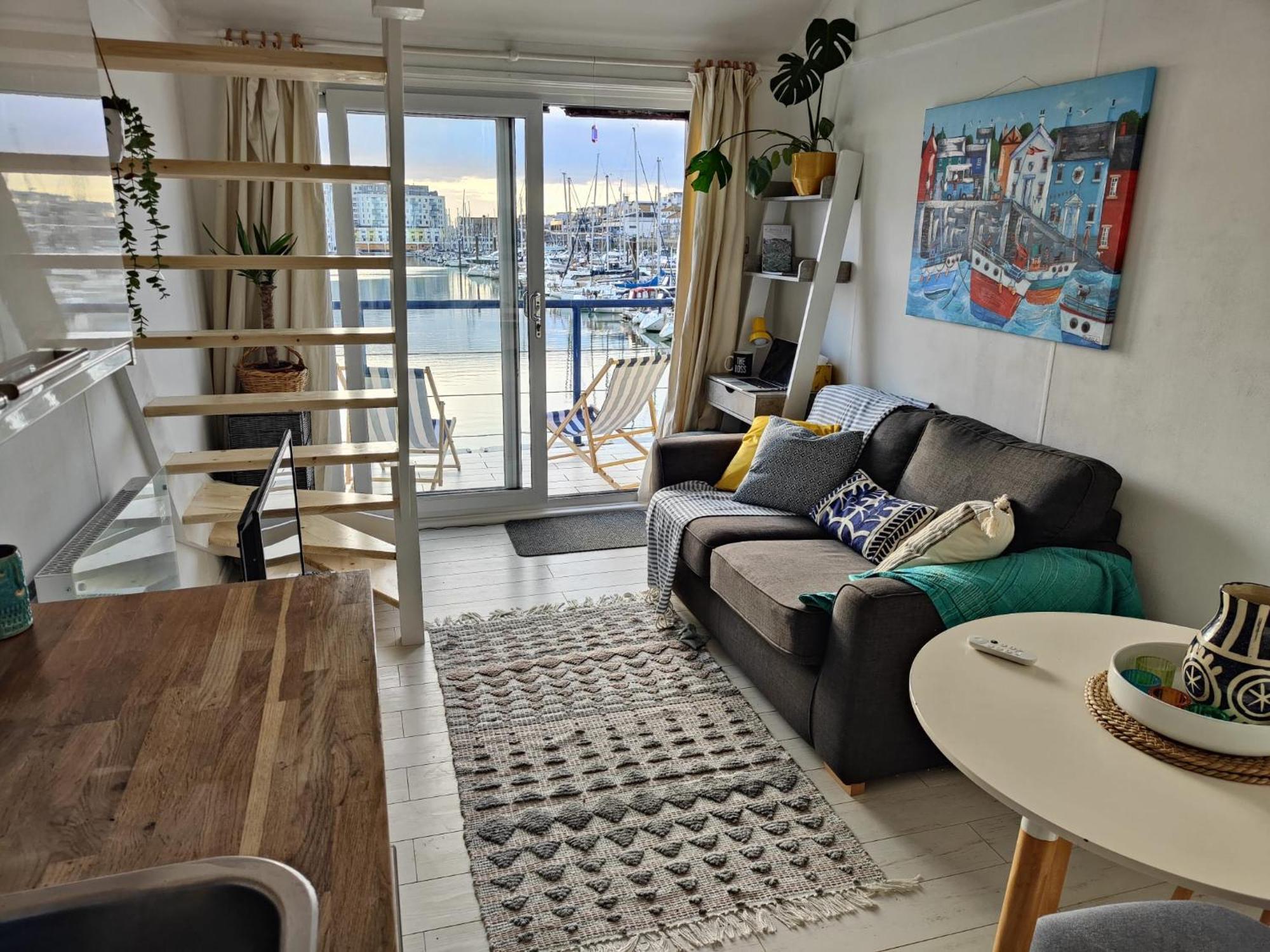 Tiny Float Home Brighton Exterior photo